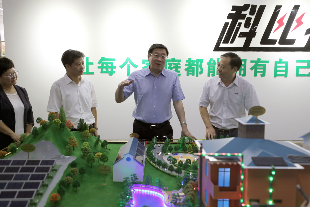 杜书记调研爱体育平台.jpg