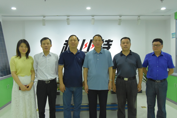 长沙市政协主席、党组书记文树勋一行莅临爱体育平台防雷走访调研